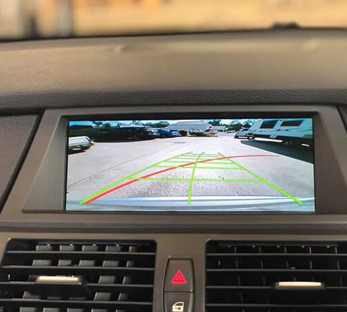 BMW CIC iDrive Multimeda Interface with Moving Guidelines